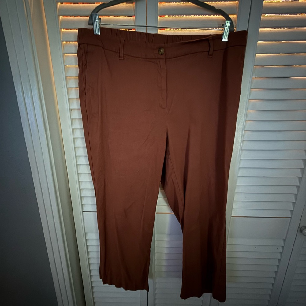 PLUS SIZE 16- J.Jill cropped Linen Pants